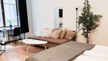 Premium Triple Room | Hypo-allergenic bedding, free WiFi, bed sheets