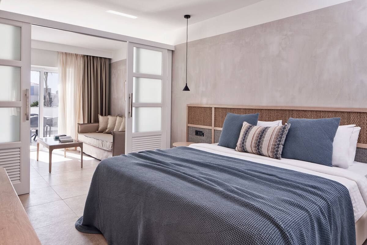 ห้องแฟมิลี่ (Inland View) | ตู้นิรภัยในห้องพัก, โต๊ะทำงาน, Wi-Fi ฟรี, ผ้าปูที่นอน