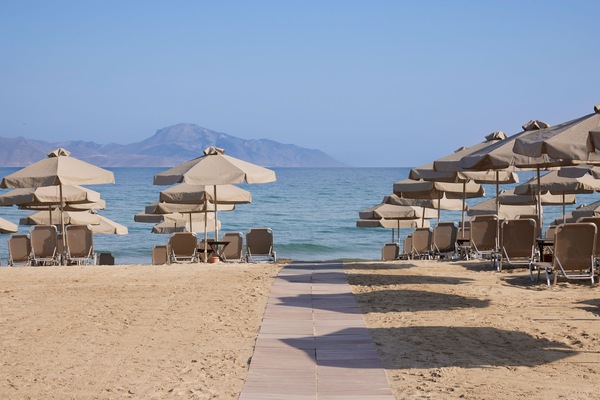 Beach nearby, sun loungers, beach umbrellas, beach towels