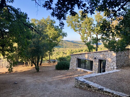 Nice house with swimming pool in Bonnieux, Luberon Park