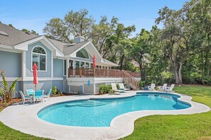 Pool - Spectacular home located on the Robert Trent Jones Golf Course (Hilton Head)