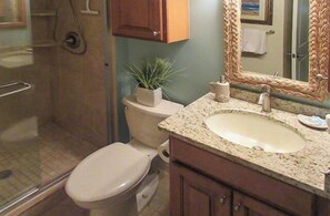 Bathroom - Gulf Front 2B/2B Dream Vacation Condo At Carlos Pointe Beach Club With Amazing Views! Gorgeous Beach! Southern Tip of Island! (Fort Myers Beach)