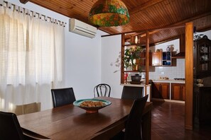 Dining - APARTMENT WITH TERRACE 2 KM FROM THE SEA 12 KM AIRPORT (Cinisi)