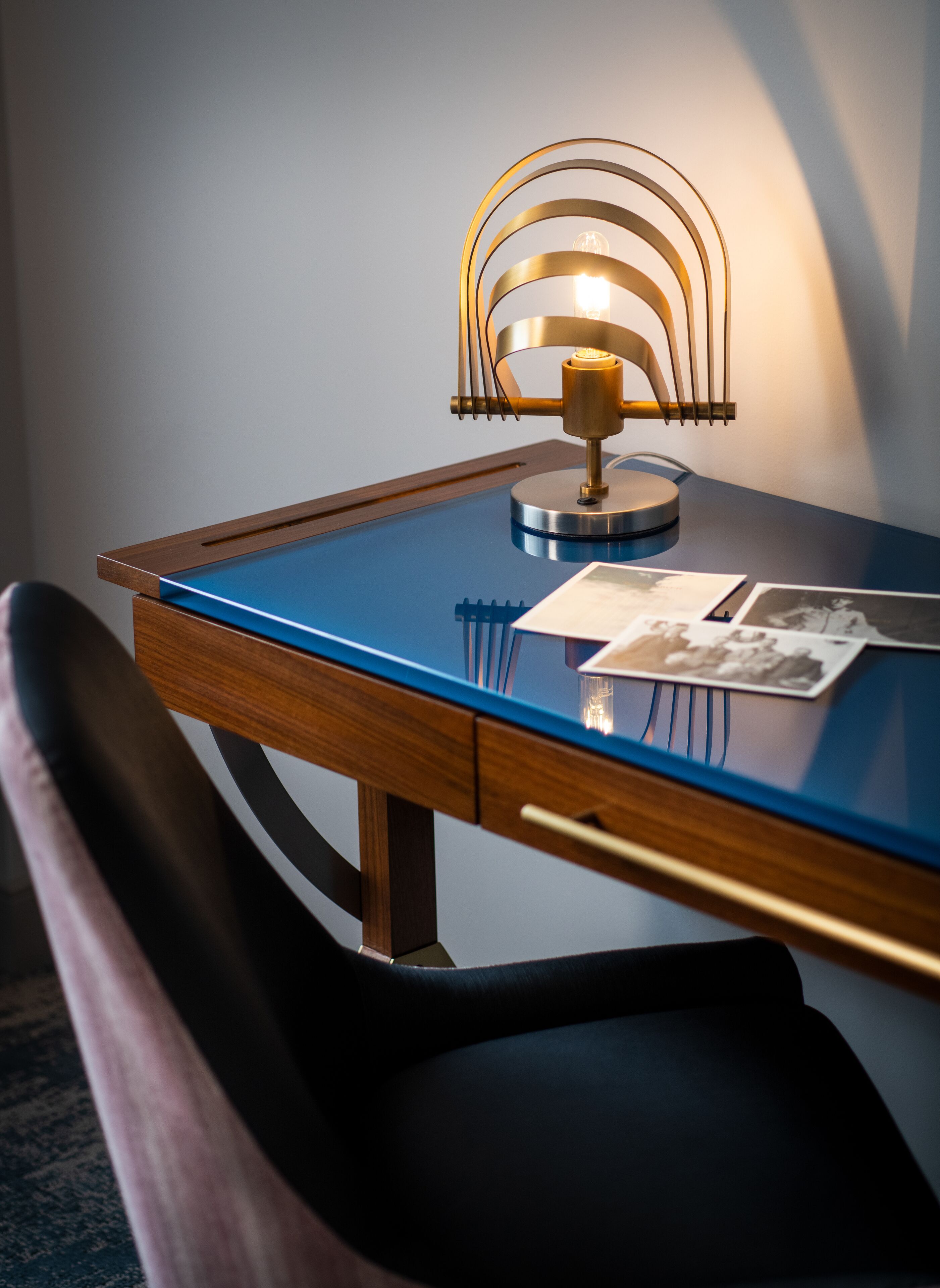 premium bedding, in-room safe, desk, laptop workspace