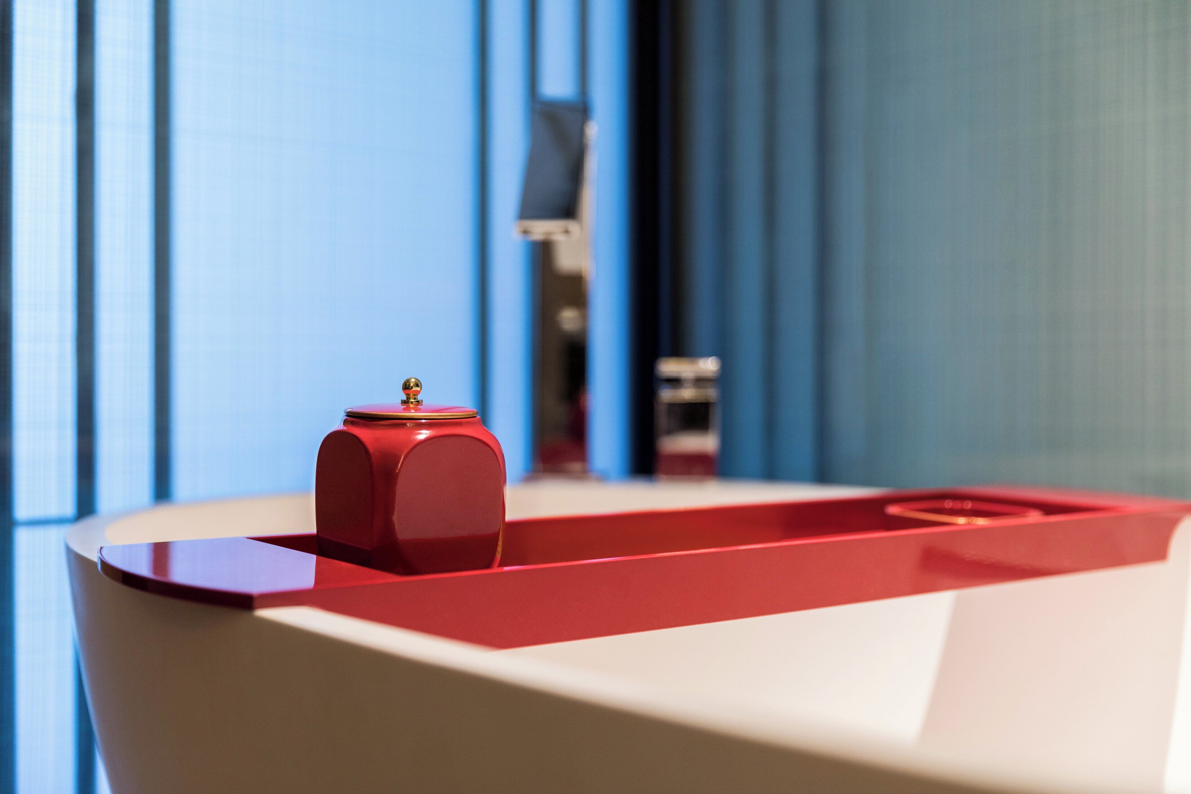 เครื่องนอนระดับพรีเมียม, ผ้านวมขนเป็ด, เตียงเมมโมรีโฟม