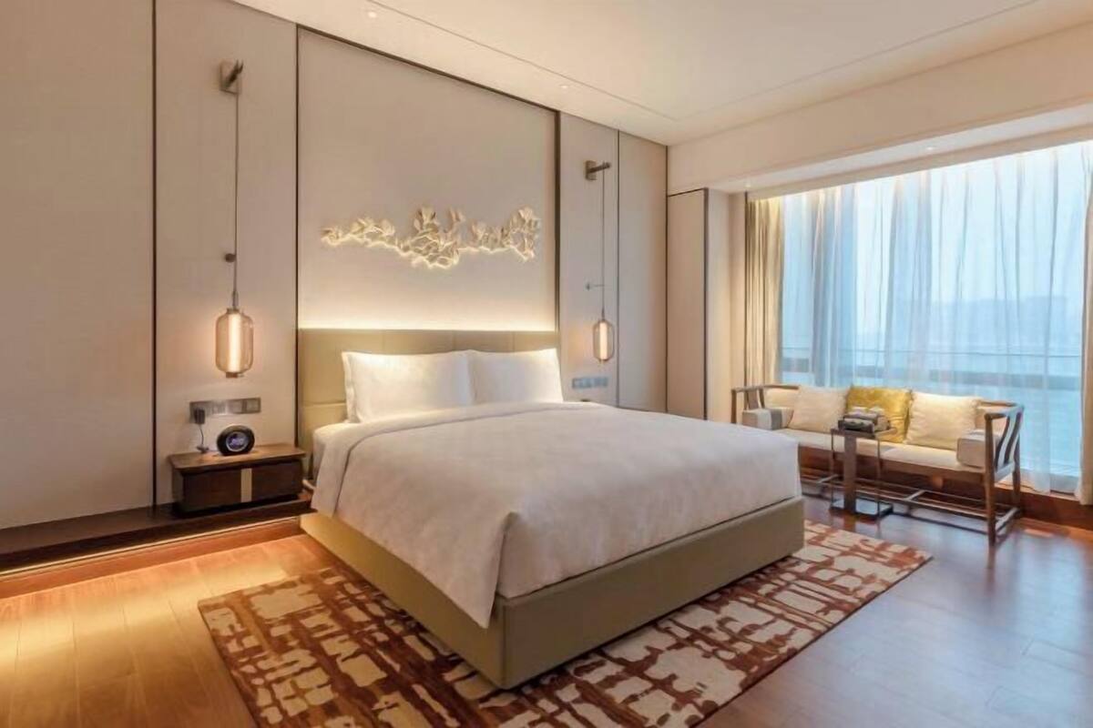 Luxe beddengoed, donsdekens, bedden met traagschuimmatrassen