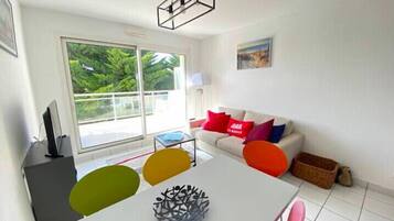 Télévision à écran plat