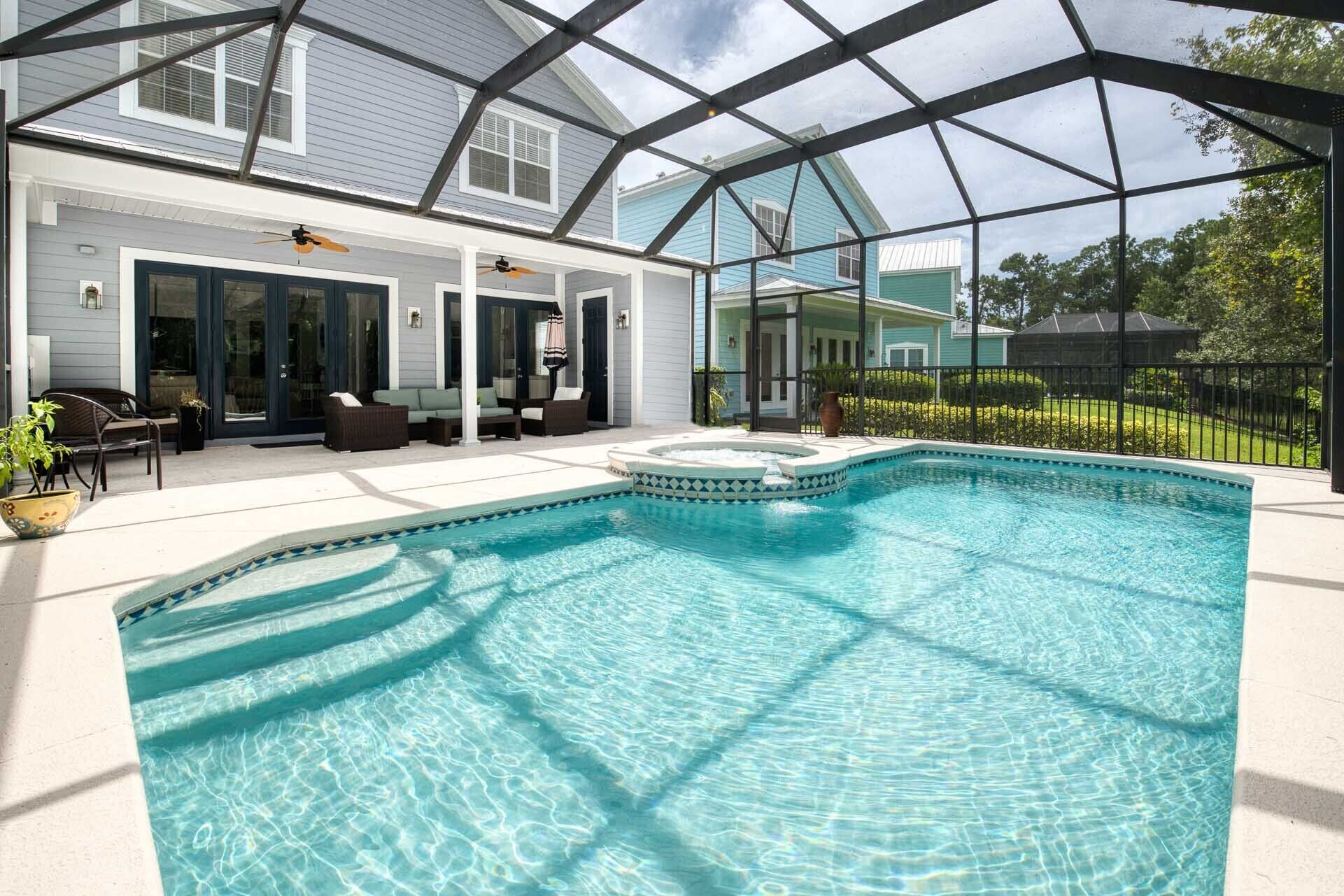 Graceful Home with Screened In Pool at Reunion