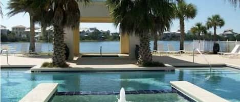 Una piscina riscaldata