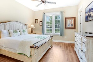 3 quartos, escrivaninha, Wi-Fi, roupa de cama