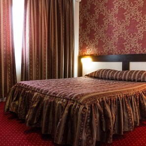 Double Room | Free WiFi, bed sheets