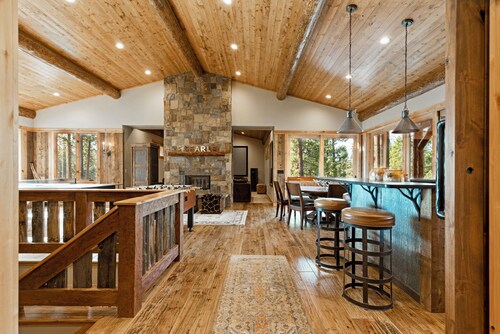 Bitterroot’s Best Views & Outdoor Adventures on Mill Creek 22 Acre Luxury Ranch