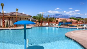Pool - Canthony's Cottage - PICKLEBALL, Community Pool! Close to trails! (St George)