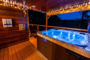 Bain à remous extérieur