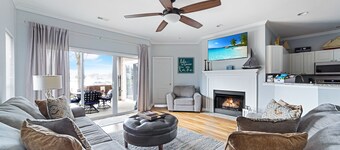 Lake Norman Waterfront Condo Retreat - Dog Friendly Cornelius Vacation Rental