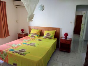 3 quartos, ferros/tábuas de passar roupa, berço de viagem, Wi-Fi