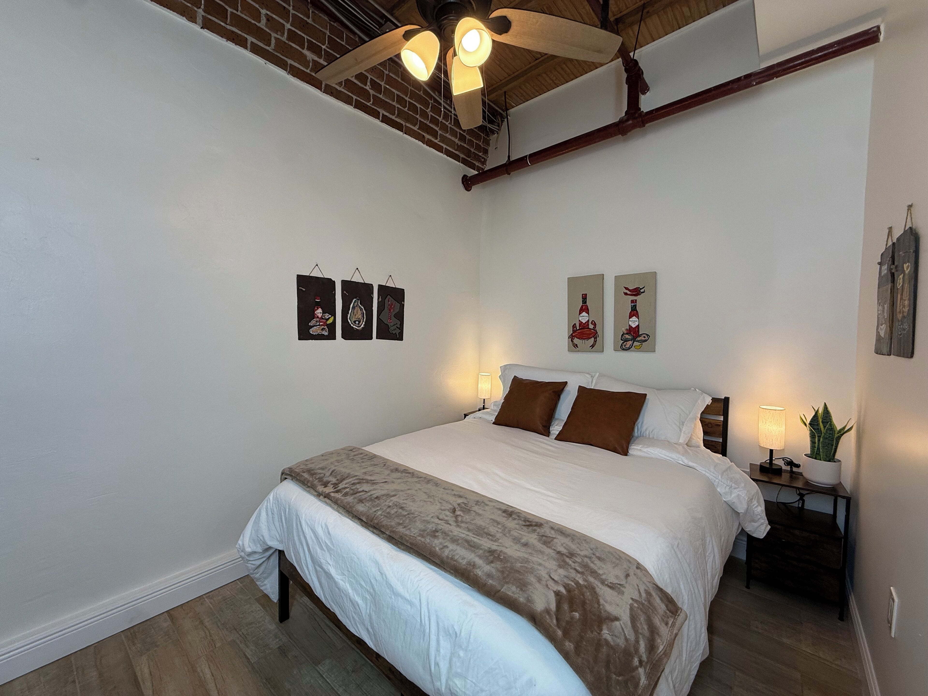 3 bedrooms, iron/ironing board, travel cot, free WiFi