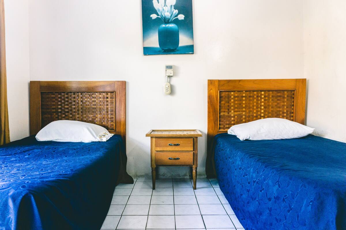 Standard Quadruple Room | Iron/ironing board (on request), free WiFi, individually decorated