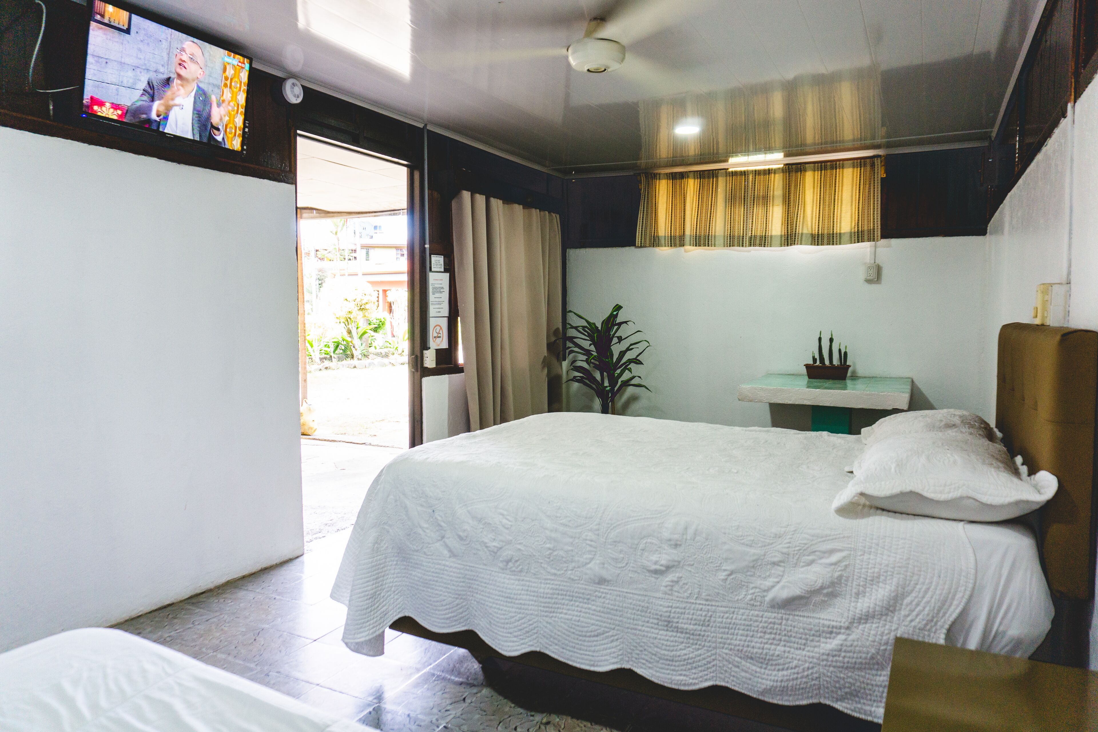 高级三人房, 无障碍 | 特色装修、熨斗/熨板、免费 WiFi、床单