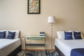 Deluxe Suite, 2 Double Beds, Private Bathroom | Desk, free WiFi, bed sheets - Caravansaro Goldsmith (Mexico City)