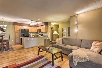 Winter Park Vacation Rental | 2BR | 2BA | 918 Sq Ft | Stairs Required