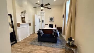 2 bedrooms, iron/ironing board, travel crib, free WiFi