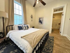 3 bedrooms, iron/ironing board, travel cot, free WiFi