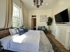 3 bedrooms, iron/ironing board, travel cot, free WiFi