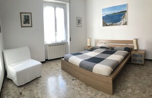 2 Schlafzimmer, Zimmersafe, Bügeleisen/Bügelbrett, kostenloses WLAN