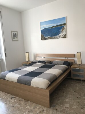2 habitaciones y caja de seguridad en la habitación 