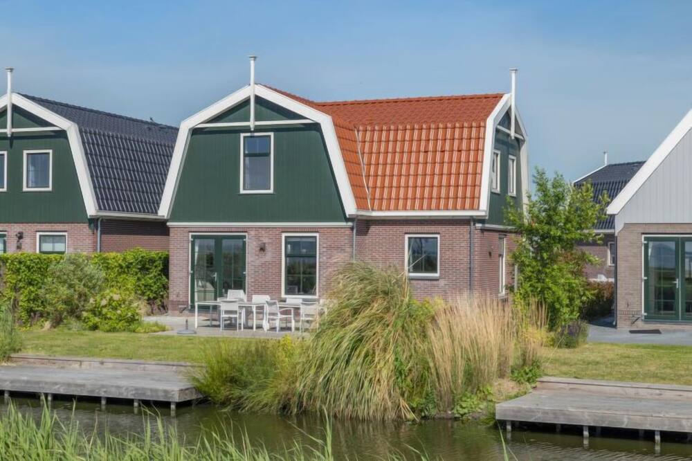 Westertoren 12 by Interhome