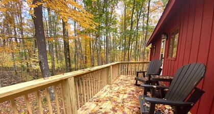 RED FOX - NEW Listing Alpine Lake Resort