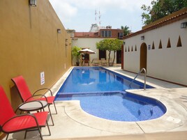 Outdoor pool, sun loungers