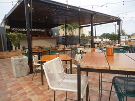 Bar (en la propiedad)