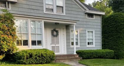 Historic home walking distance to downtown, the harbor, and restaurants!