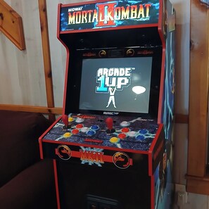 Games room - 5-bedroom lodge near Ozark National Forest and Lake Fort Smith state park. (Mountainburg)