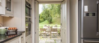 Manor Farmhouse is beautifully presented, and has period features