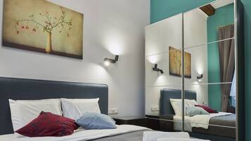 1 bedroom, in-room safe, WiFi, bed sheets