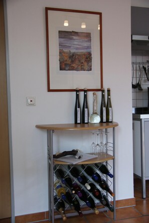 Appartement (Ferienwohnungen Arrastal - Fewo Mosel) | Privékeuken | Een koelkast