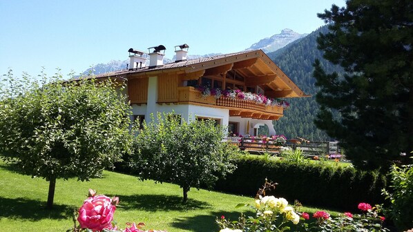 Apartment (Landhaus Alpensonne) | Exterior - Landhaus Alpensonne (Neustift Im Stubaital)