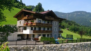 Unclassified image, 5 of 12, button - Chaletapartment Bergmahd (Kaltenbach)
