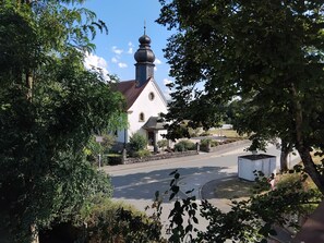 Unclassified image, 4 of 26, button