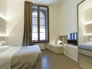 2 Schlafzimmer, Bügeleisen/Bügelbrett, kostenloses WLAN
