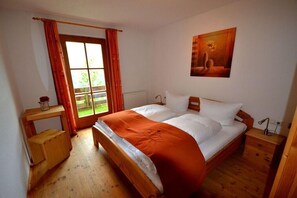 6 chambres, lits bébé, Wi-Fi gratuit