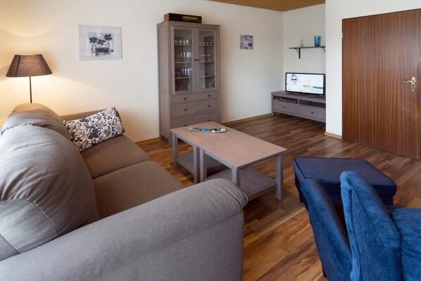 Fernseher, DVD-Player