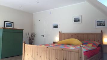 Nôi/giường cho trẻ sơ sinh, truy cập Internet không dây miễn phí