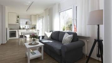 1 Schlafzimmer, Babybetten