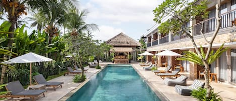 Outdoor pool, sun loungers