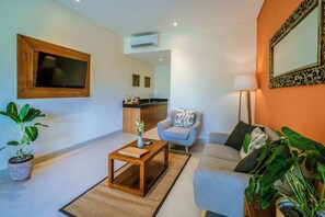 Suite, Pool View | Living area | LED TV - Kahayana Suites (Ubud)
