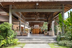 Reception - Kahayana Suites (Ubud)